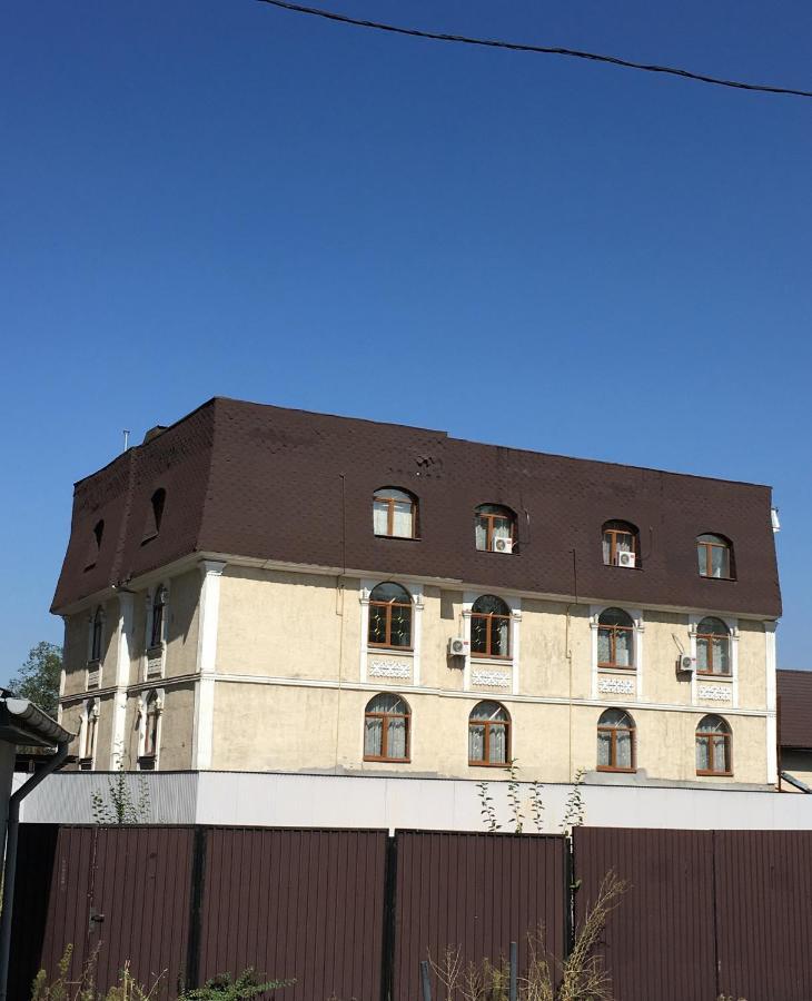 46,2 Karmysova Street Serviced Apartments Almaty Exterior photo