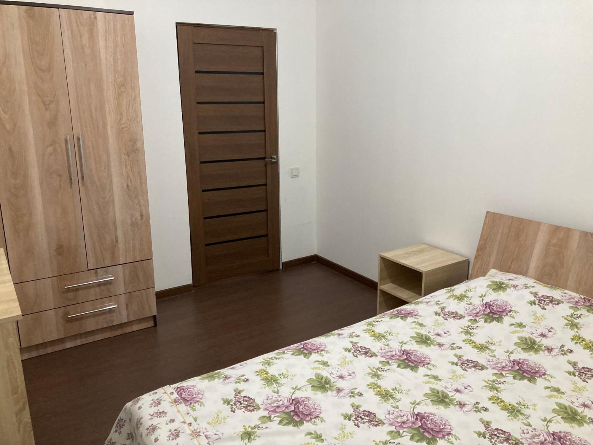 46,2 Karmysova Street Serviced Apartments Almaty Exterior photo
